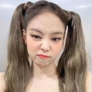 Yoru 모모