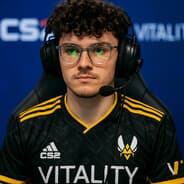 XANTARES PEEK 흰 매