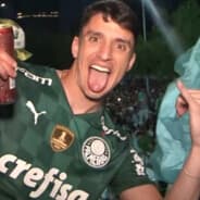 o gatona ce fecha comigo?
