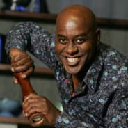 AiNsLey