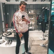 Henrique do Twitter -Outfit 3000